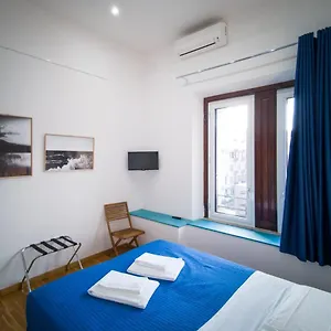 5 Sirene Bed & Breakfast
